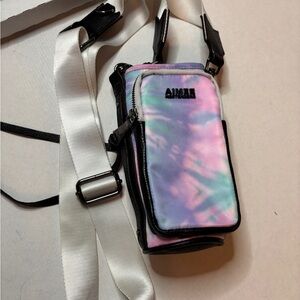 Aimee Kestenberg On Top of the World Blk Tie Dye Water Bottle Multi Bag